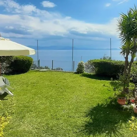 Oyrania -Μαυροβούνι Γυθείου- Σπίτι Με Θέα * Mavrovoúnion