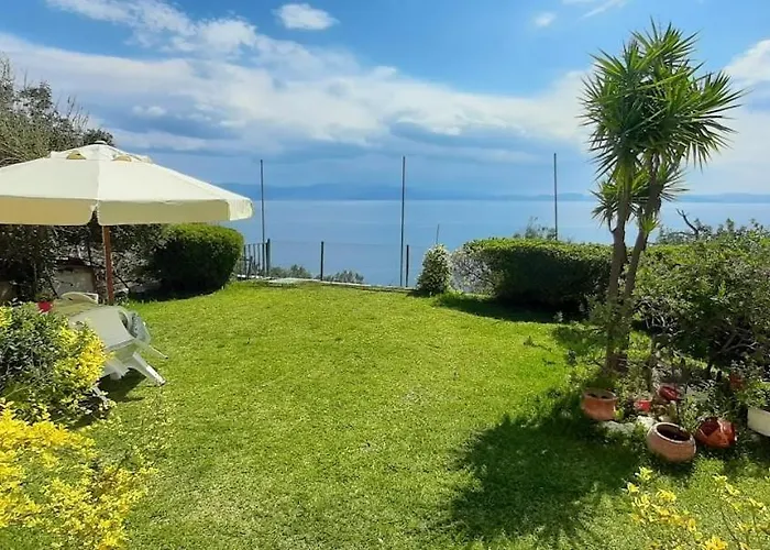 Oyrania -μαυροβούνι γυθείου- σπίτι με θέα * Μαυροβούνι